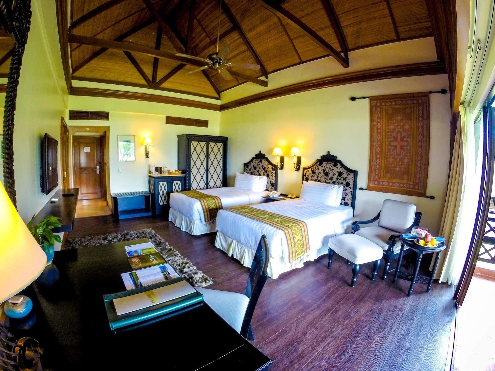 Villa At Nexus Resort & Spa Karambunai Kampong Bikasan Extérieur photo